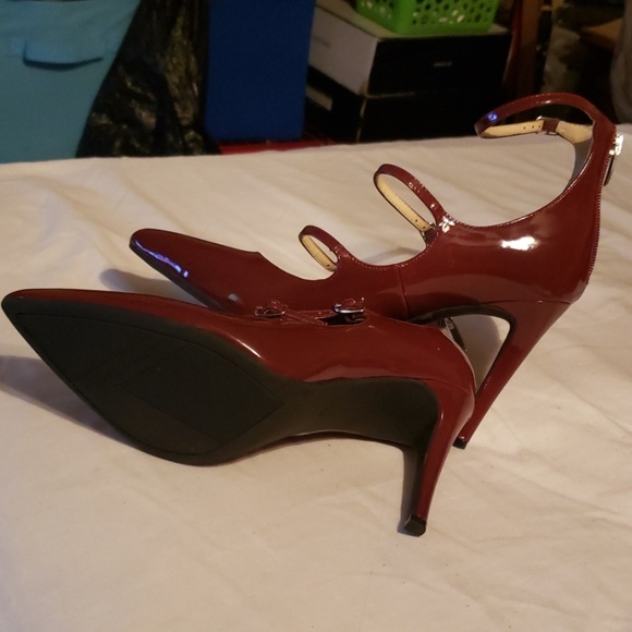 Marc Fisher heels - Picture 2 of 2